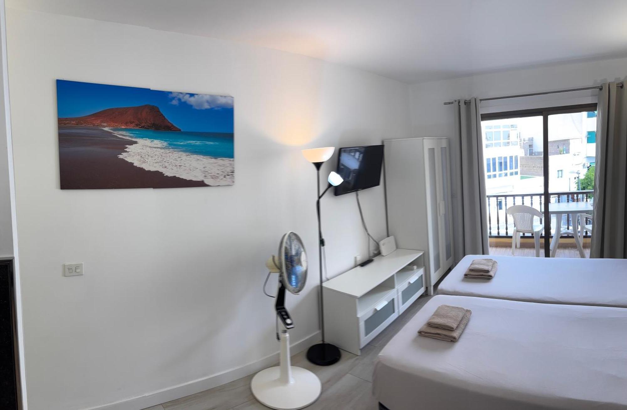 Cozy Studio In Los Cristianos Beach Free Wifi 阿罗纳 外观 照片